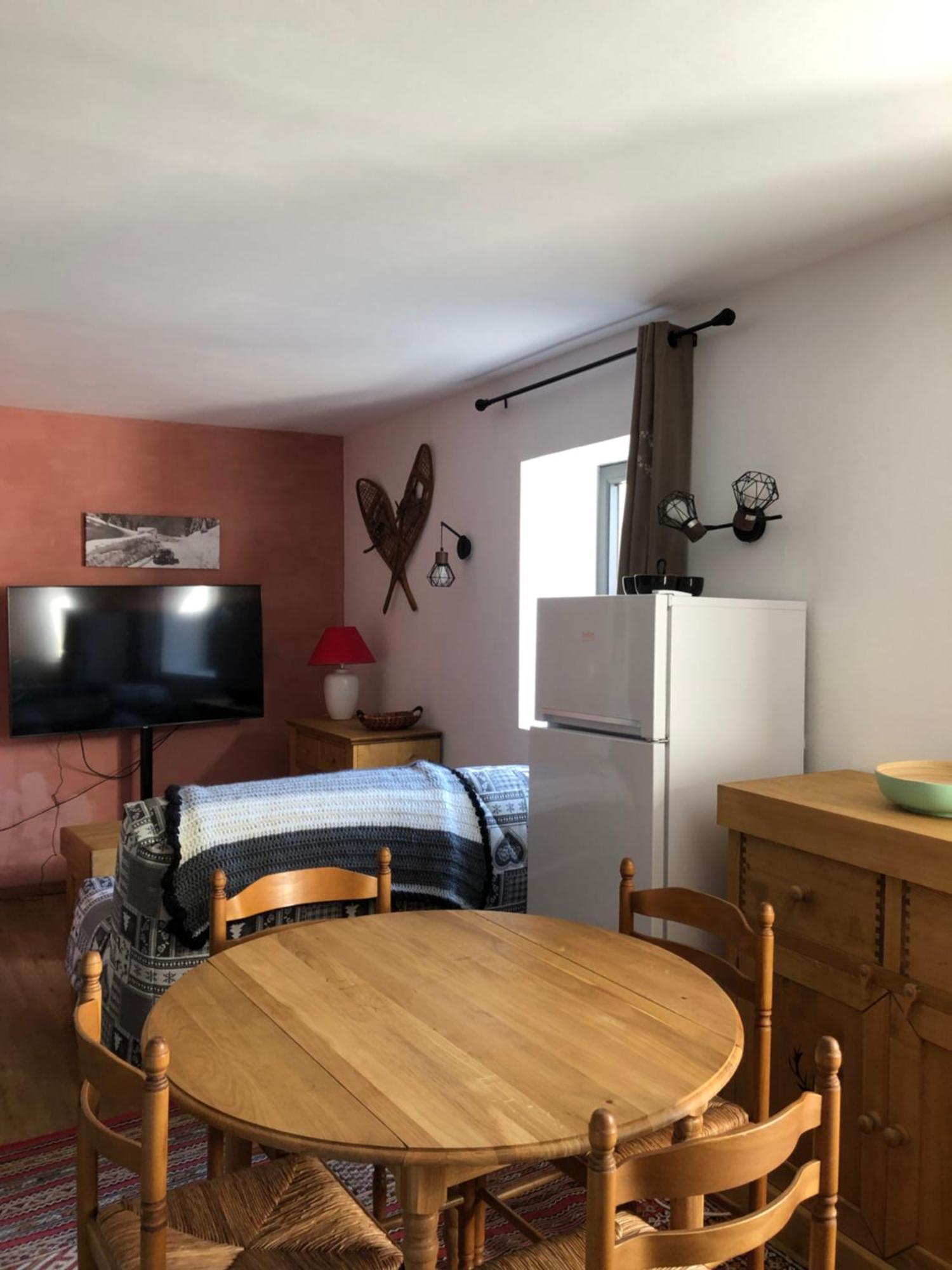 Location Studio De 2 - 4 Personnes Hautecour  Экстерьер фото